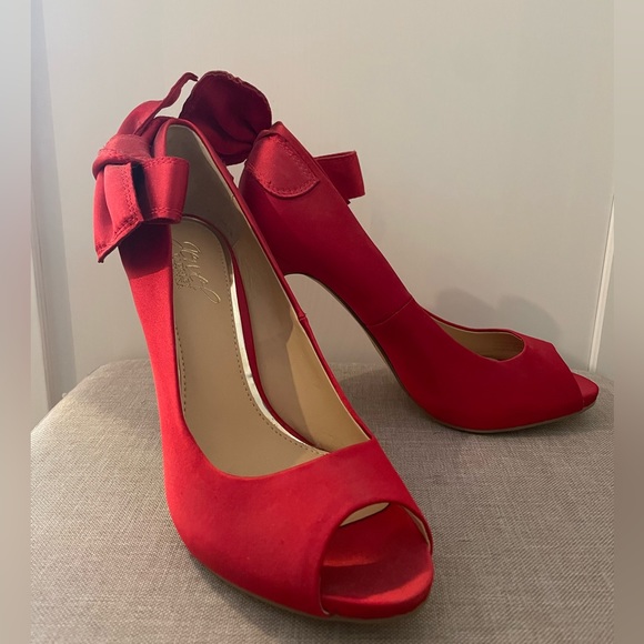 BADGLEY MISCHKA Jewel Red High Heeled Stilettos - Picture 5 of 11